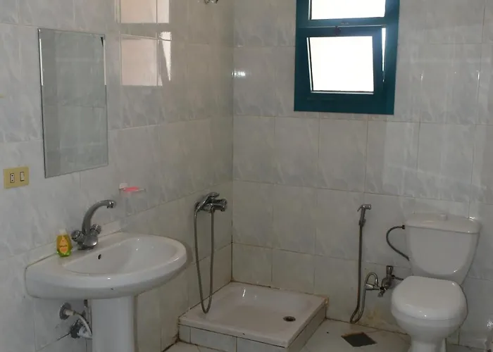 Golden 2 شالية على البحر قرية جولدن بيتش 2 راس سدر Apartment *