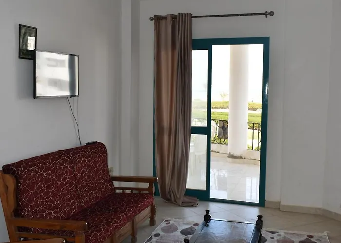 Golden 2 شالية على البحر قرية جولدن بيتش 2 راس سدر Apartment *